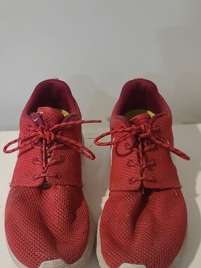 Nike Hot Pink Breathable Mesh Running Shoes